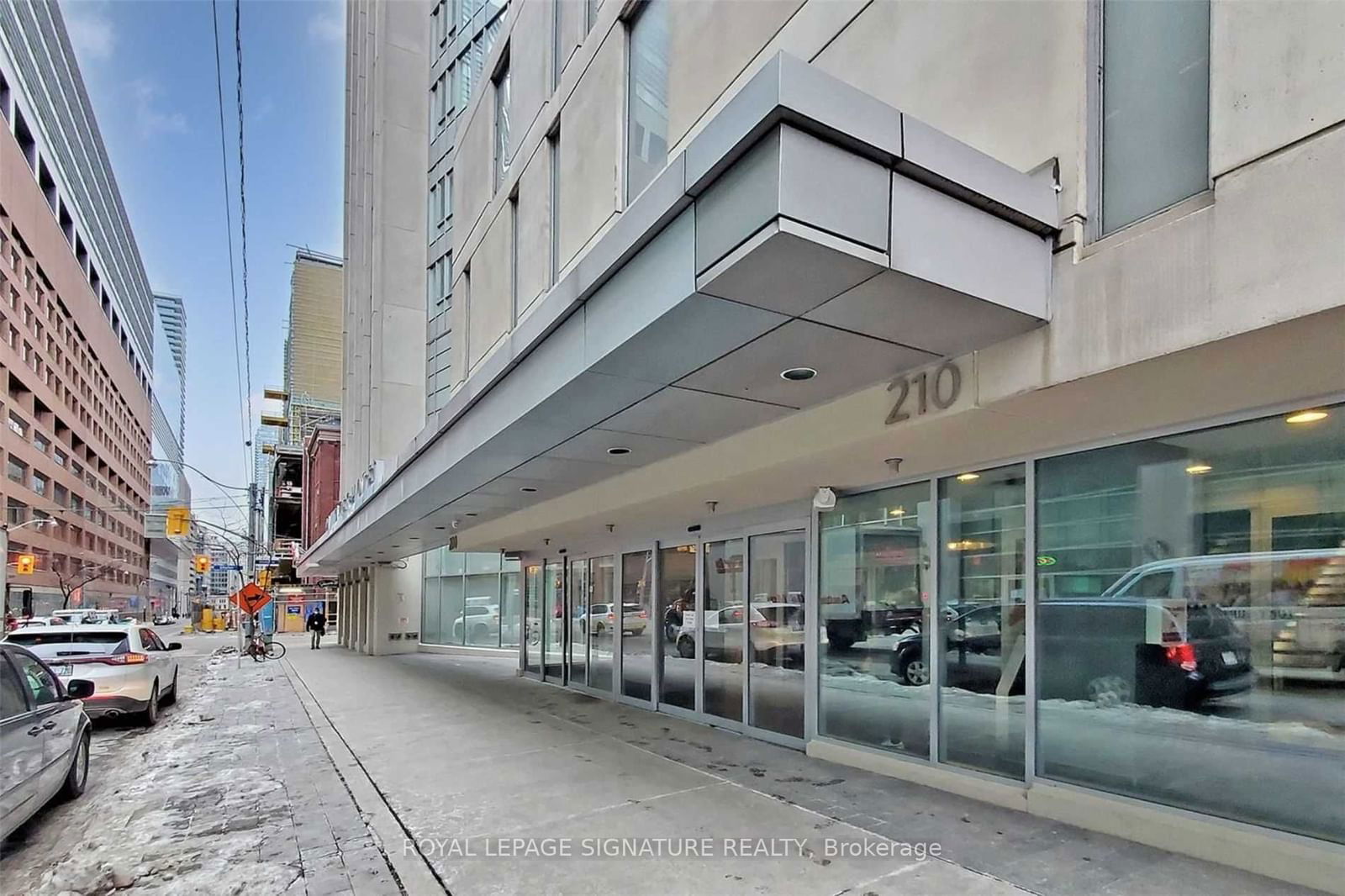 210 Victoria St, unit 2112 for rent