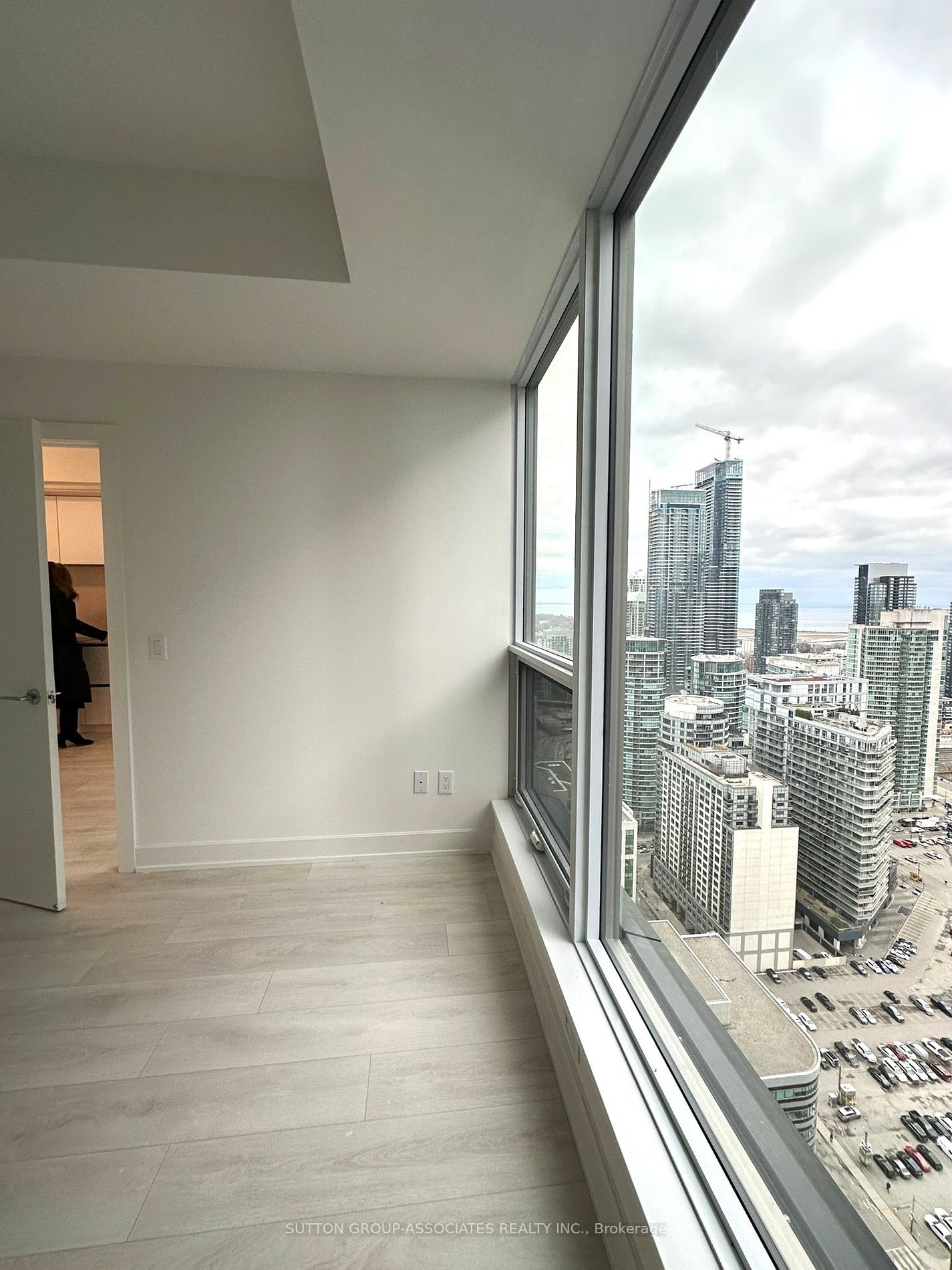 35 Mercer St, unit 3411 for rent