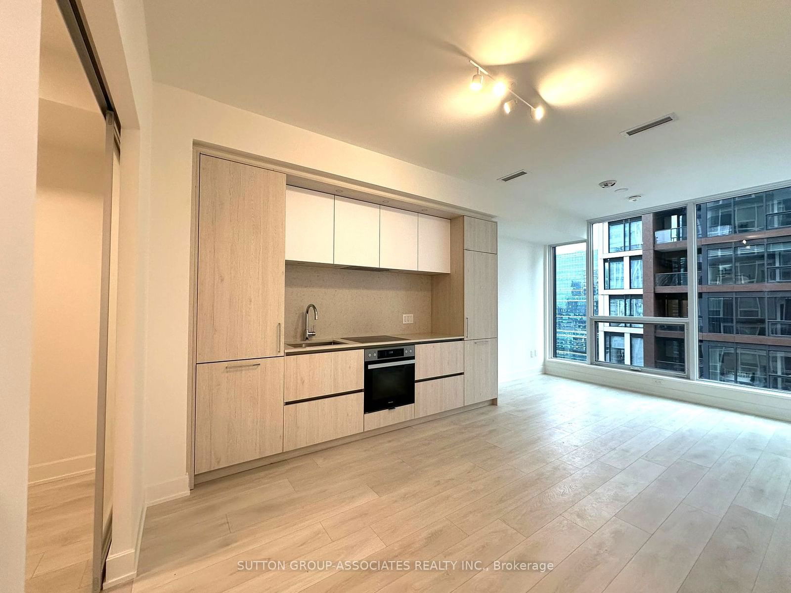 35 Mercer St, unit 3411 for rent