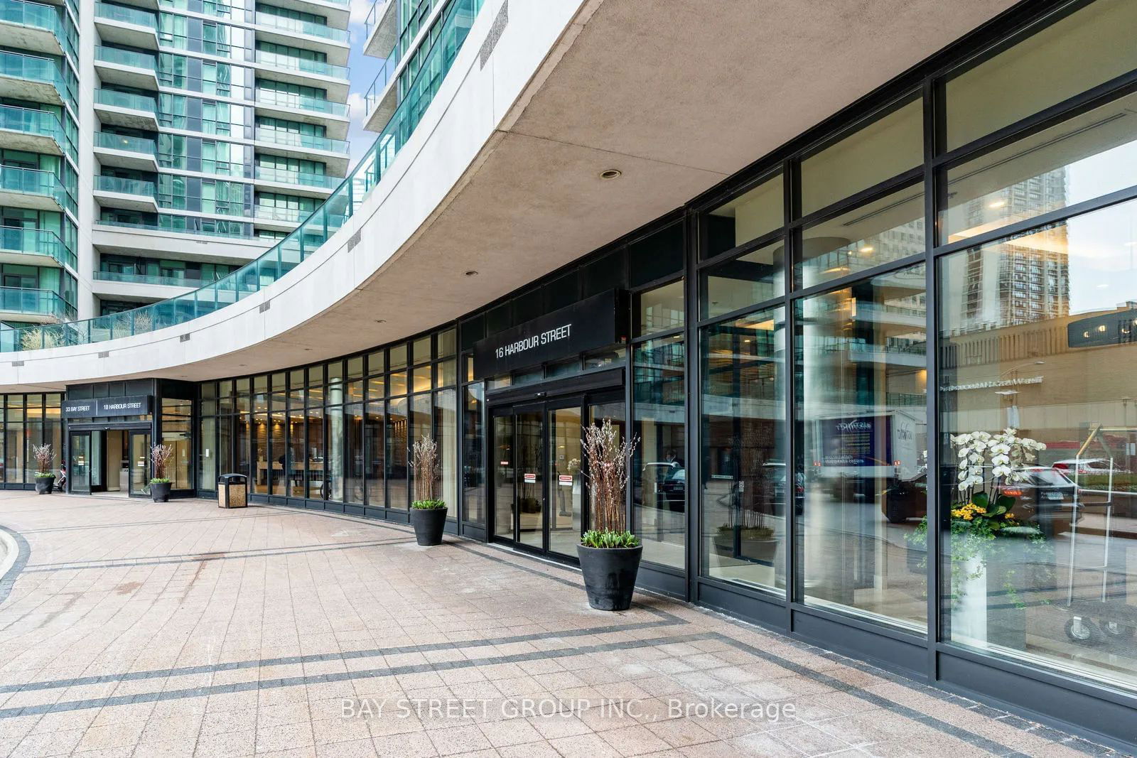 16 Harbour St, unit 3508 for rent