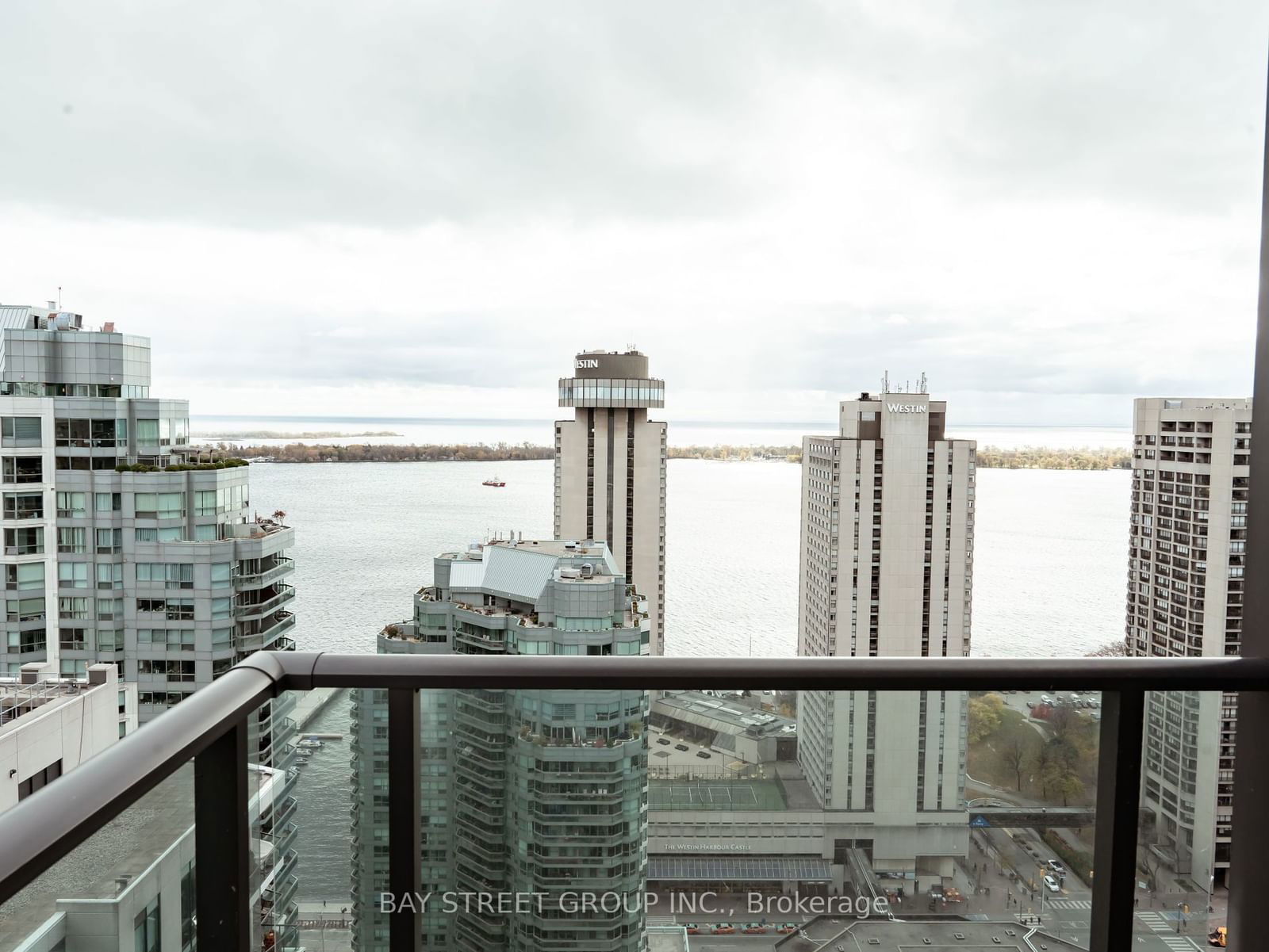 16 Harbour St, unit 3508 for rent