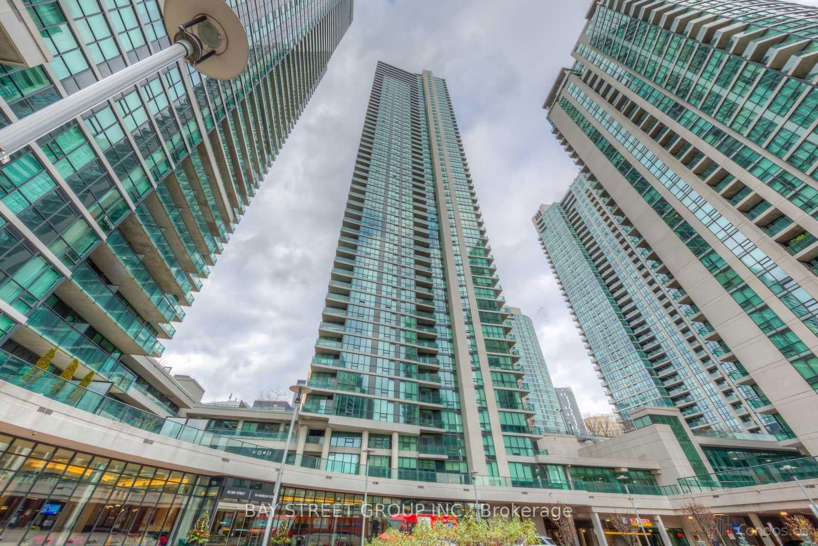 16 Harbour St, unit 3508 for rent