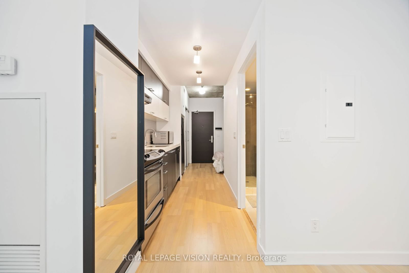 55 Stewart St, unit 518 for rent