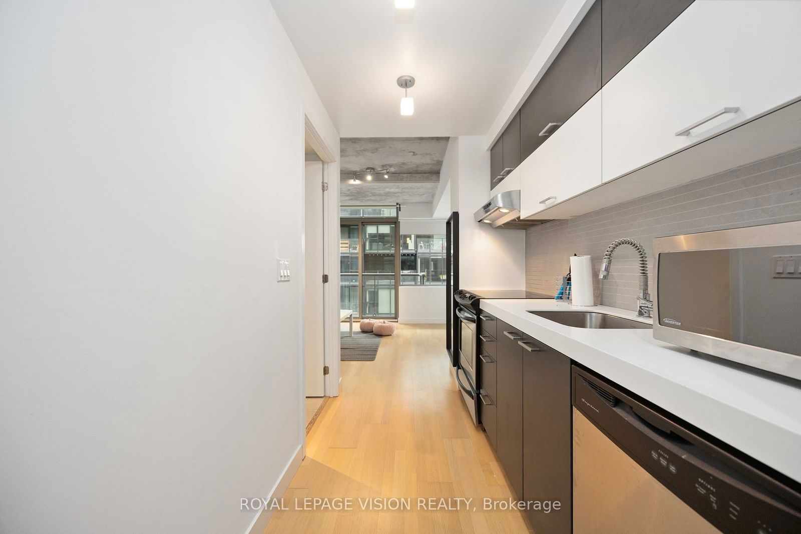 55 Stewart St, unit 518 for rent