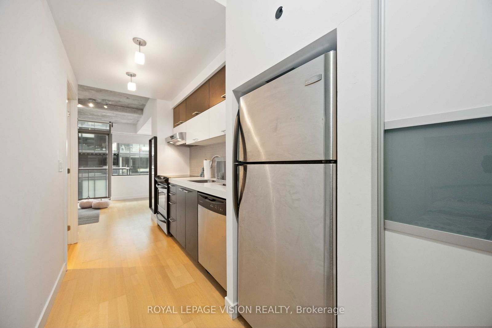 55 Stewart St, unit 518 for rent