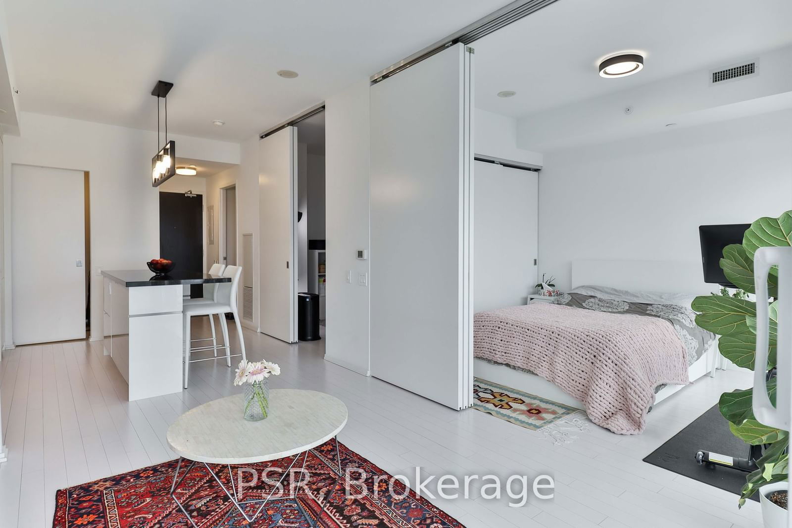 125 Peter St, unit 3404 for rent