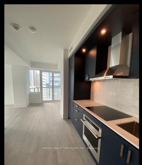 470 Front St W, unit 1706 for rent