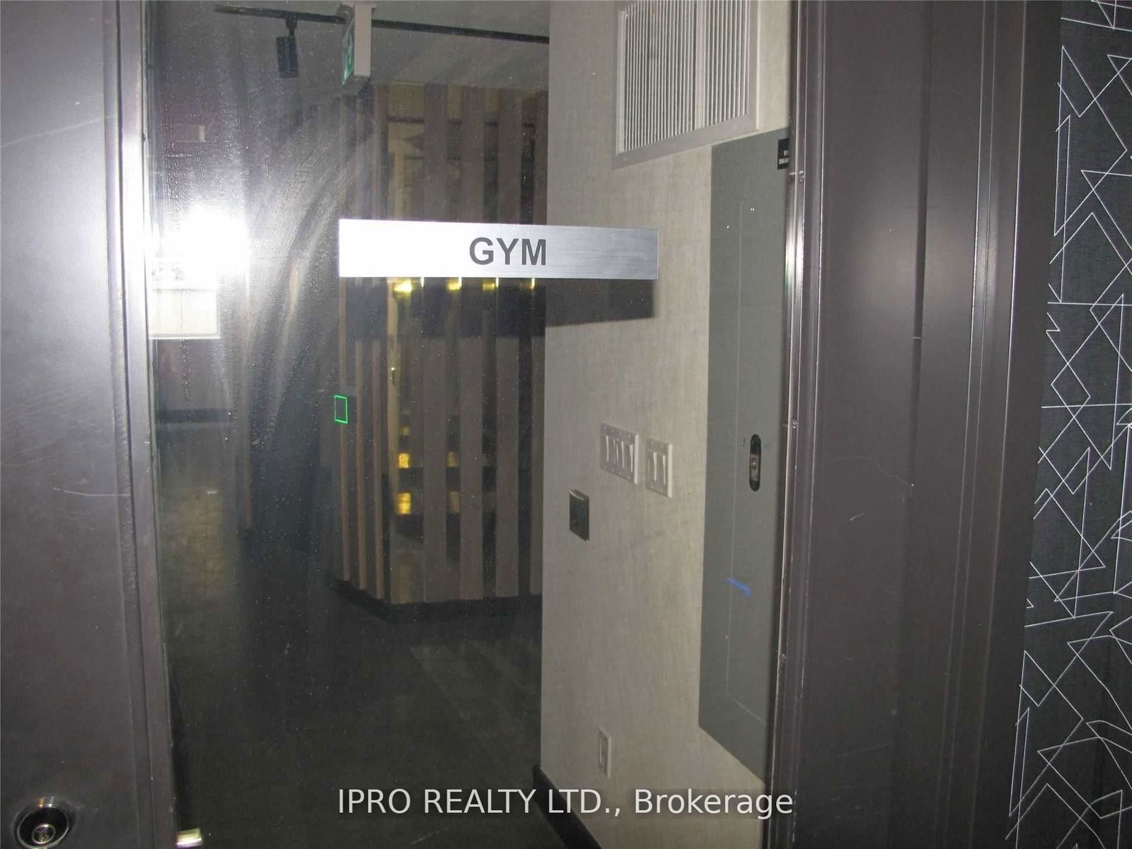 11 Lillian St W, unit 905 for rent