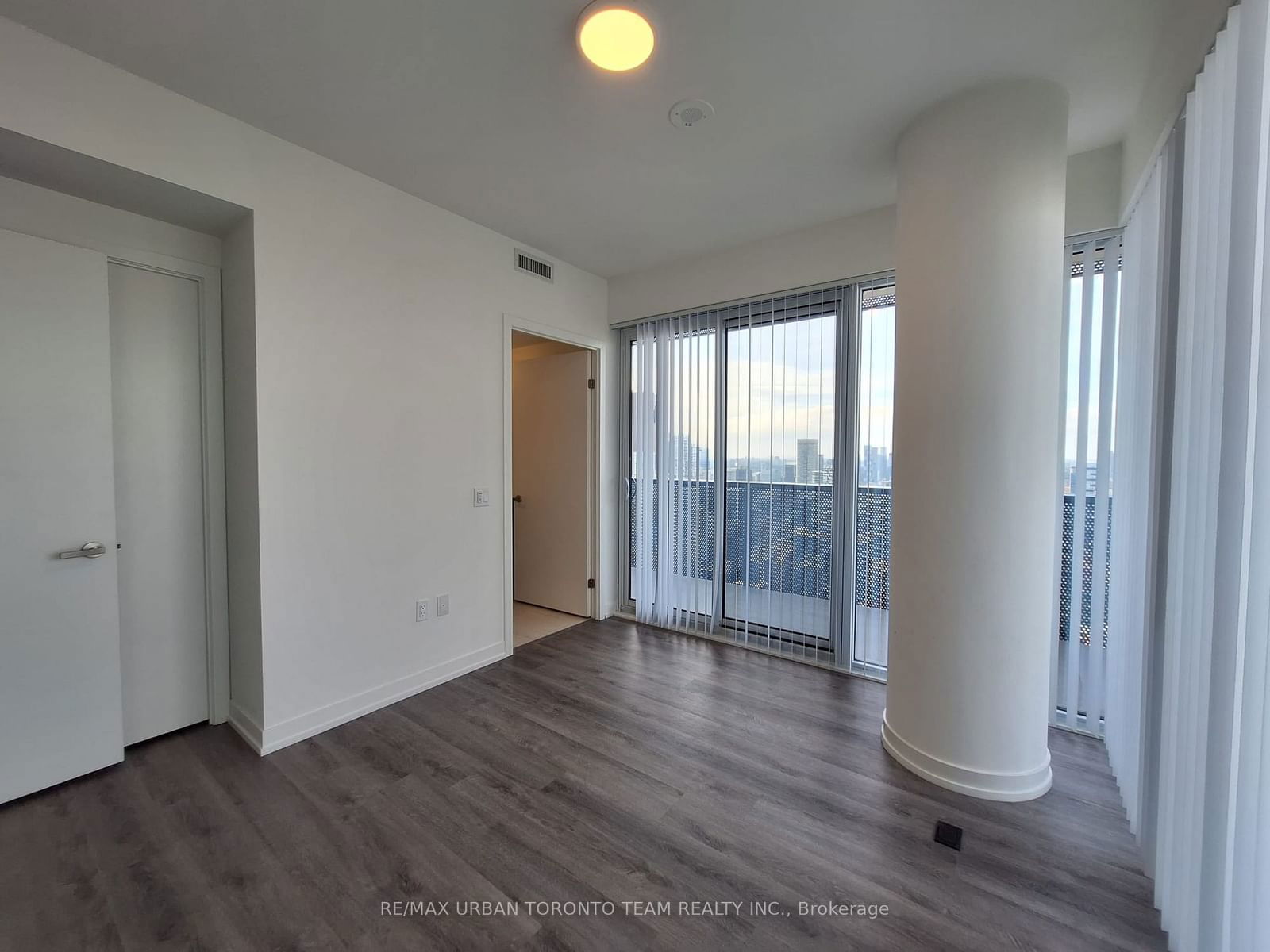 138 Downes St, unit 6503 for rent