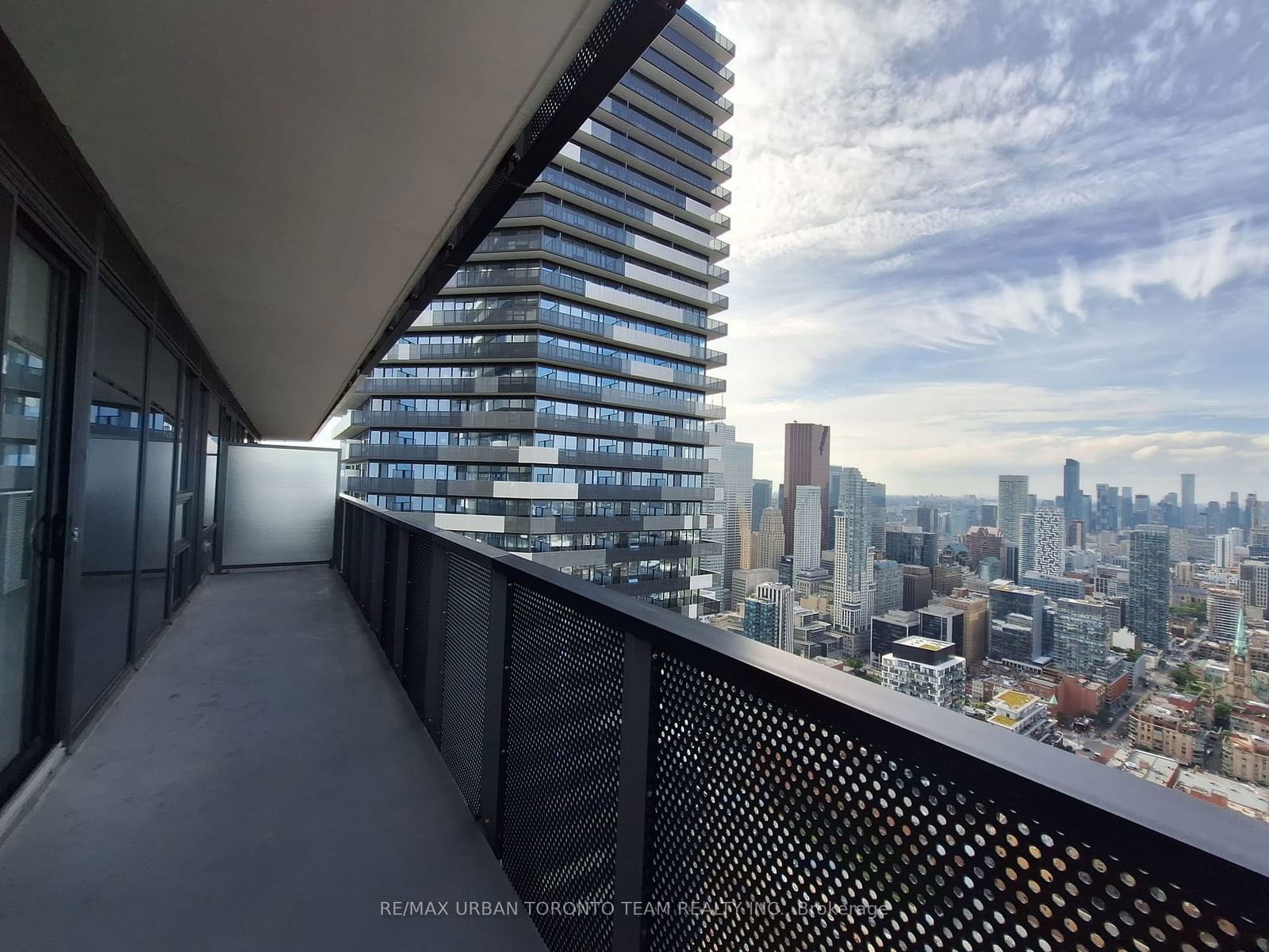 138 Downes St, unit 6503 for rent