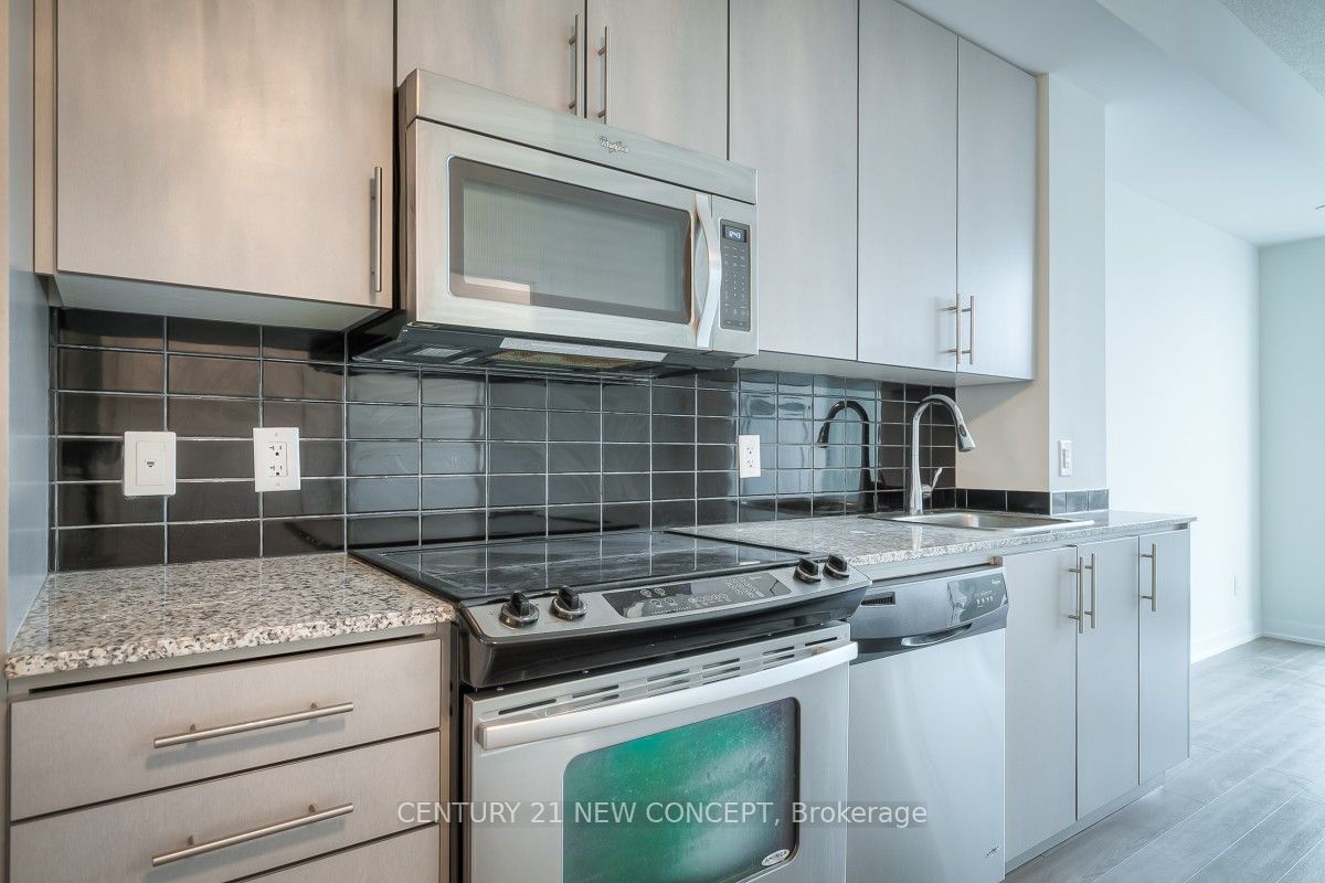 60 Berwick Ave, unit 204 for sale