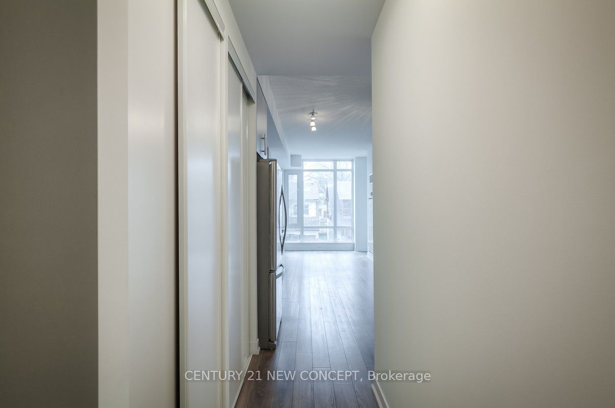 60 Berwick Ave, unit 204 for sale