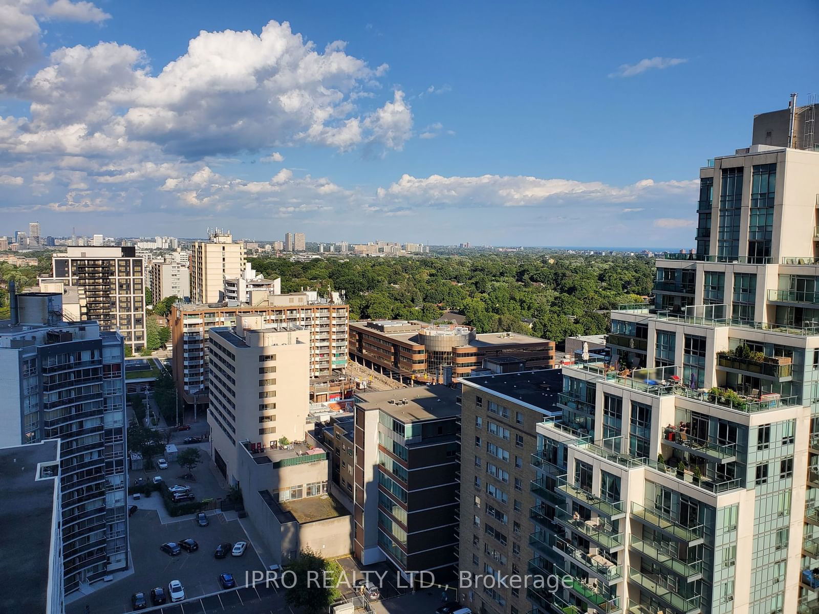 185 Roehampton Ave, unit 1608 for rent