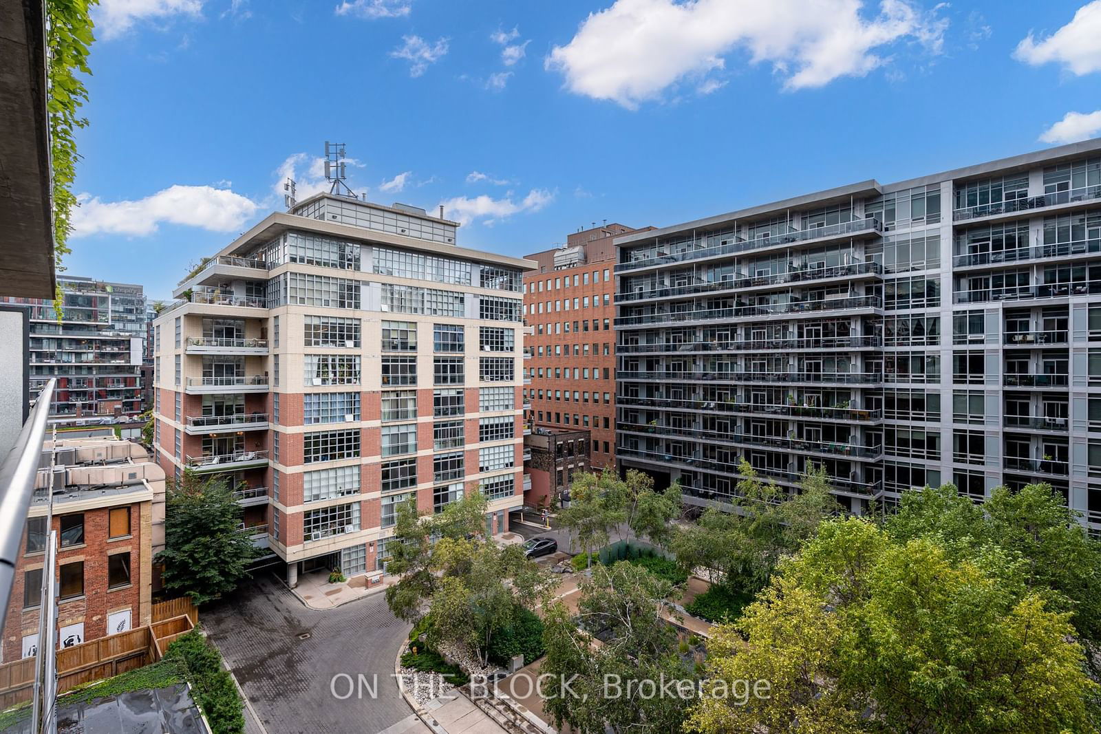 478 King St W, unit 616 for sale