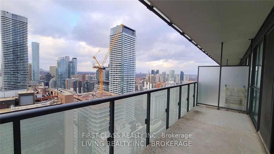 15 Grenville St, unit 3405 for rent