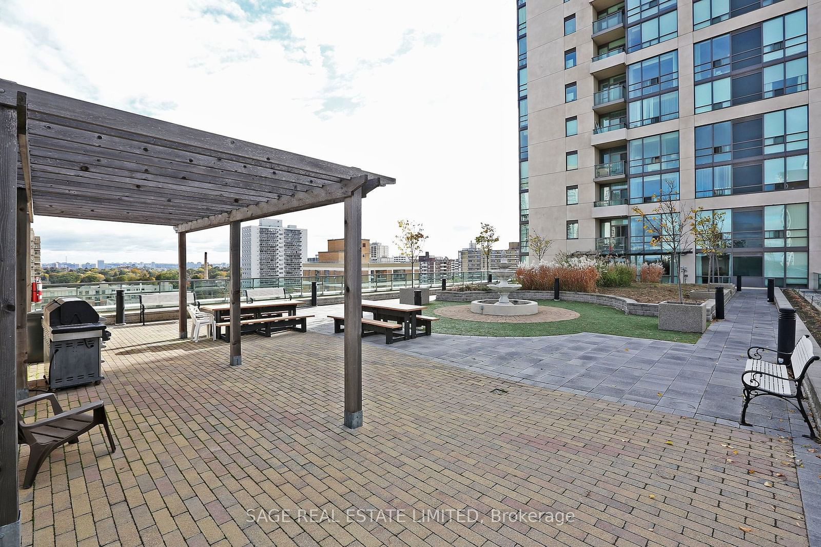 88 Broadway Ave, unit 1301 for sale