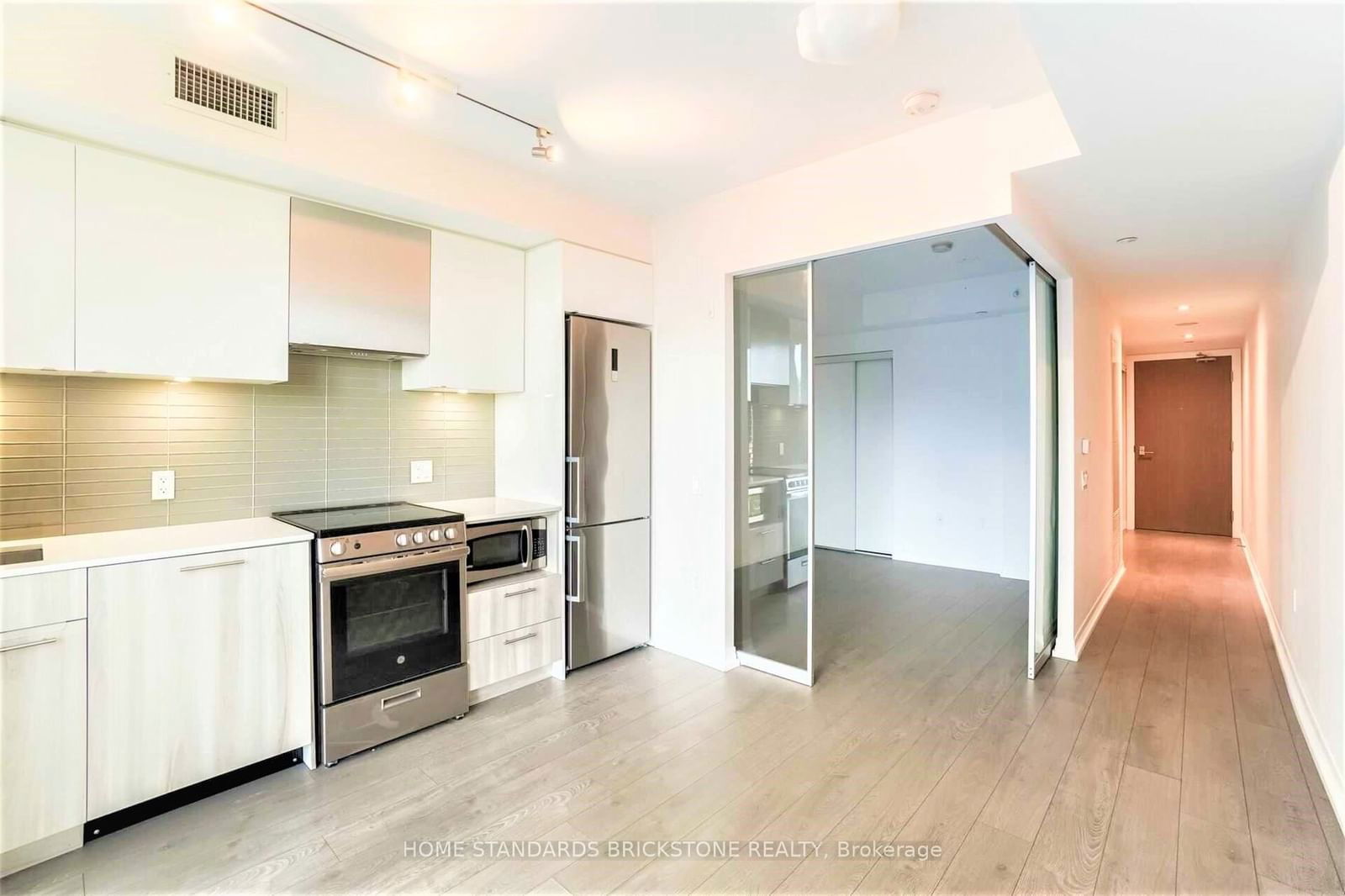 251 Jarvis St, unit 629 for rent