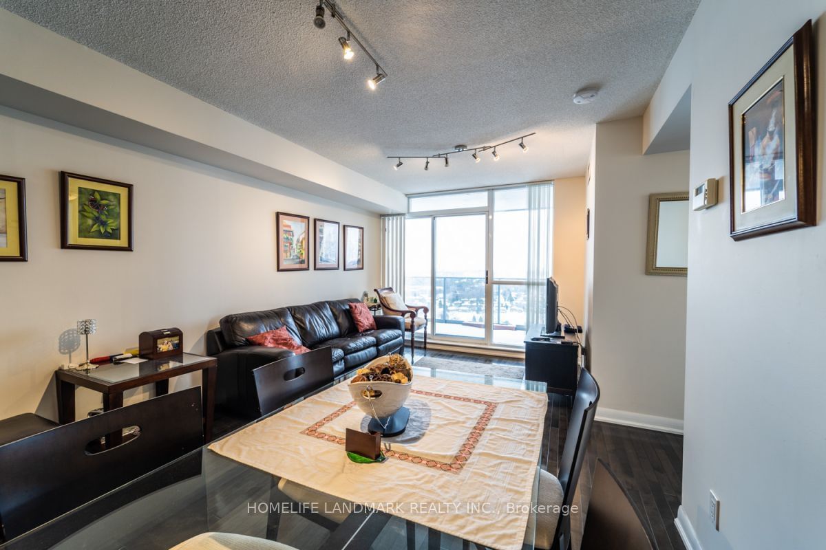 5791 Yonge St, unit 2509 for rent