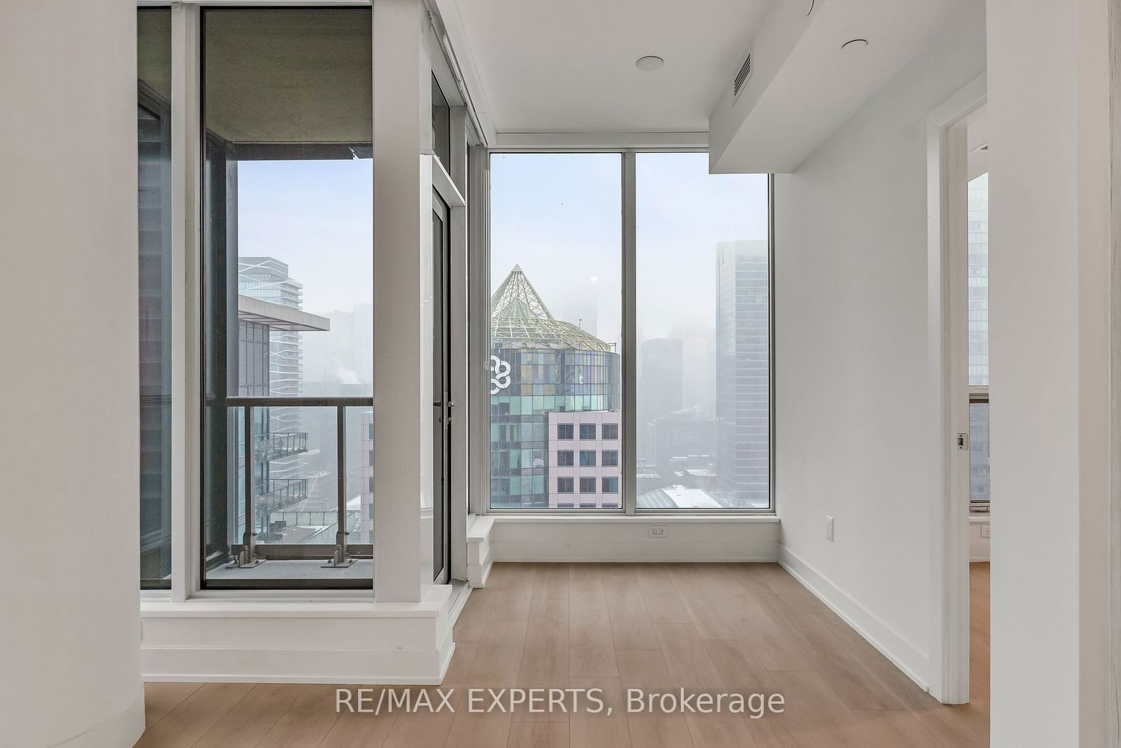 15 Mercer St, unit 3106 for sale