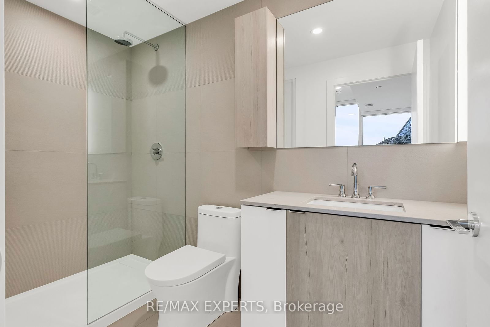 15 Mercer St, unit 3106 for sale