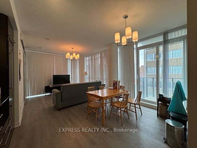 770 Bay St, unit 912 Br2 for rent