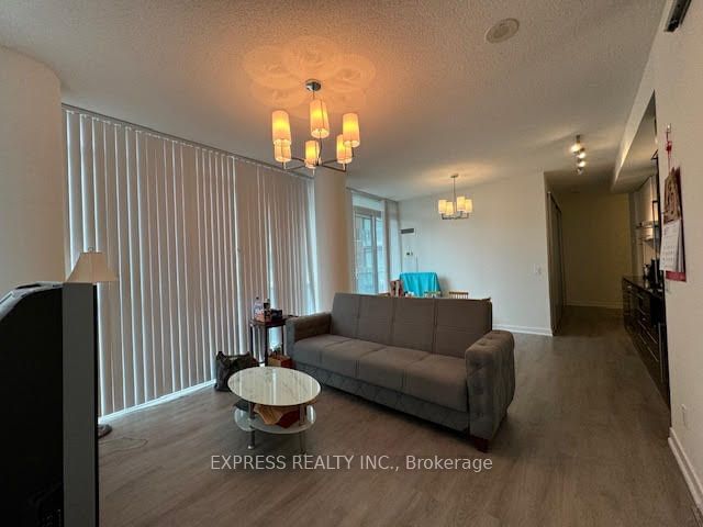 770 Bay St, unit 912 Br2 for rent