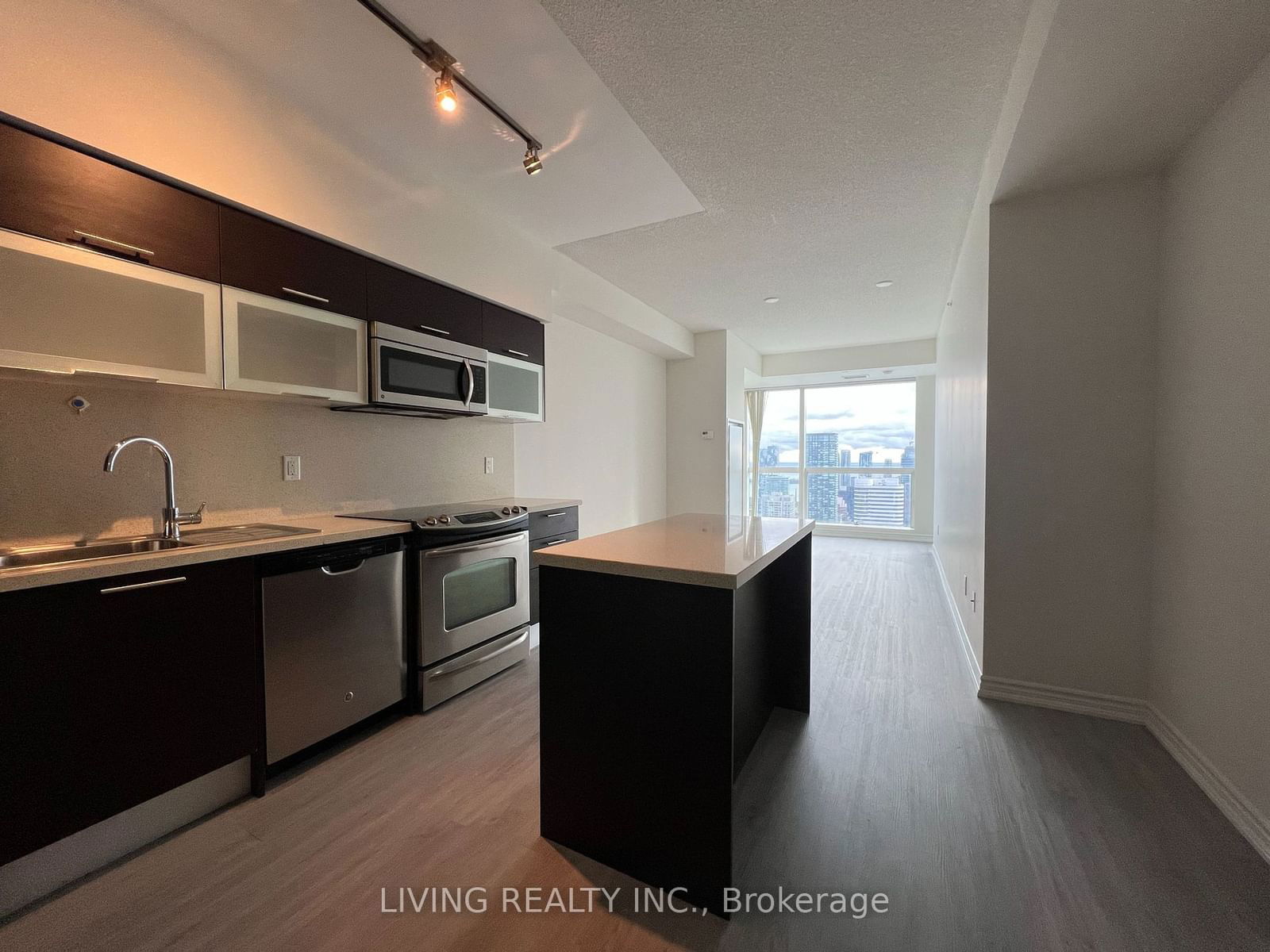 386 Yonge St, unit 5309 for rent