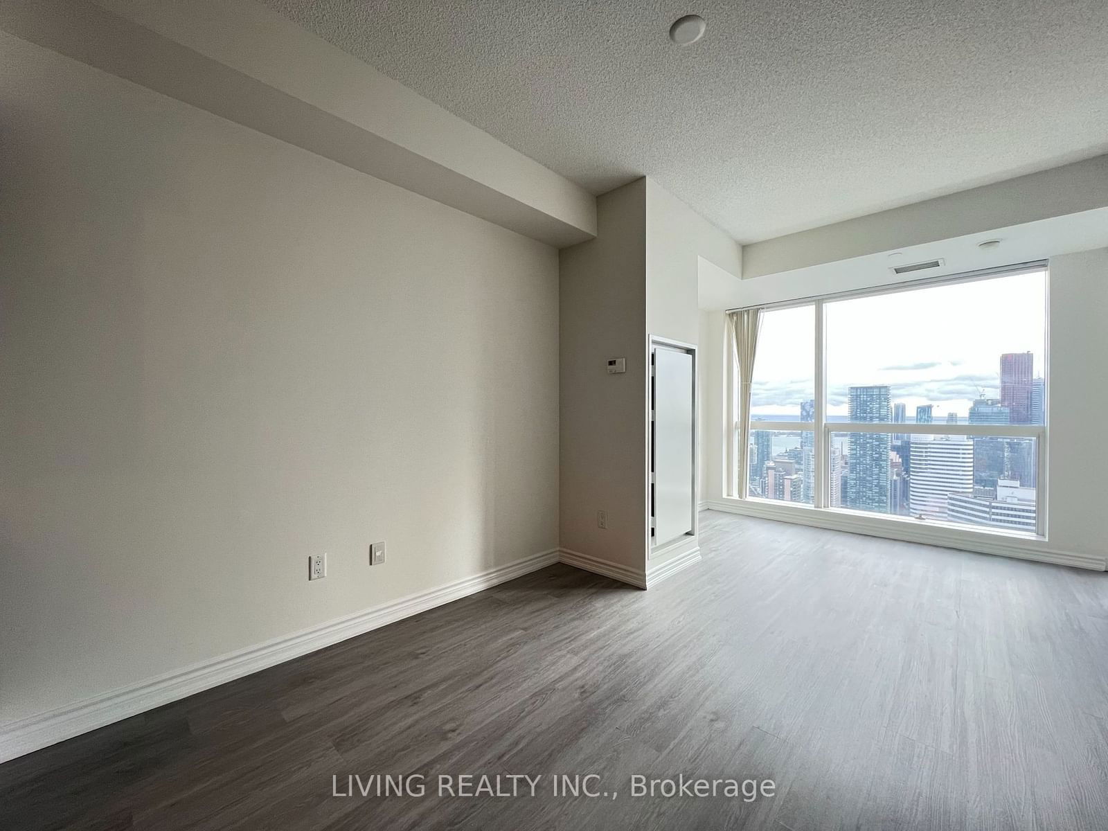 386 Yonge St, unit 5309 for rent