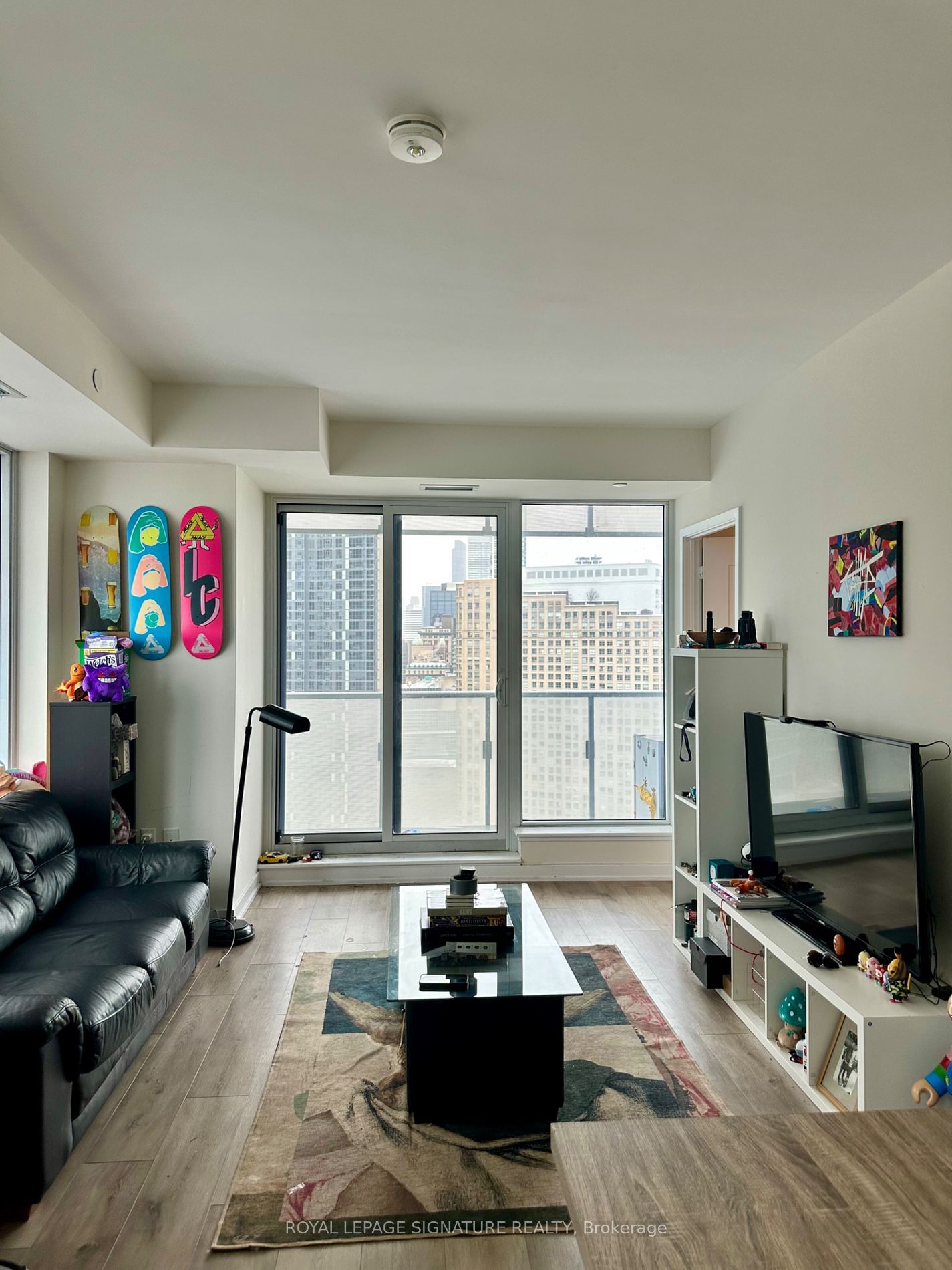 28 Freeland St, unit 2404 for rent