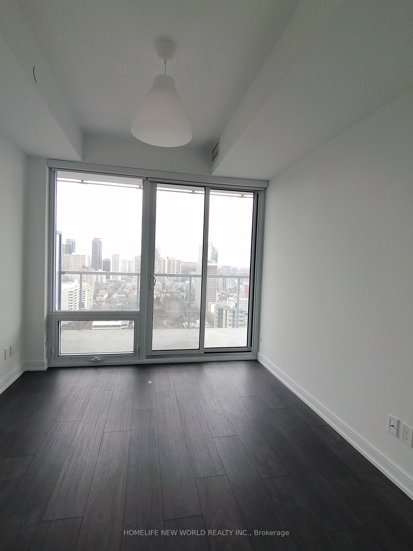 3 Gloucester St, unit 2906 for rent