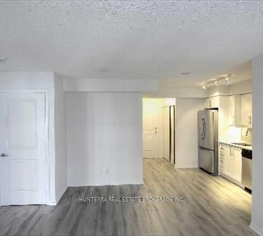 35 Bastion St, unit 1820 for rent