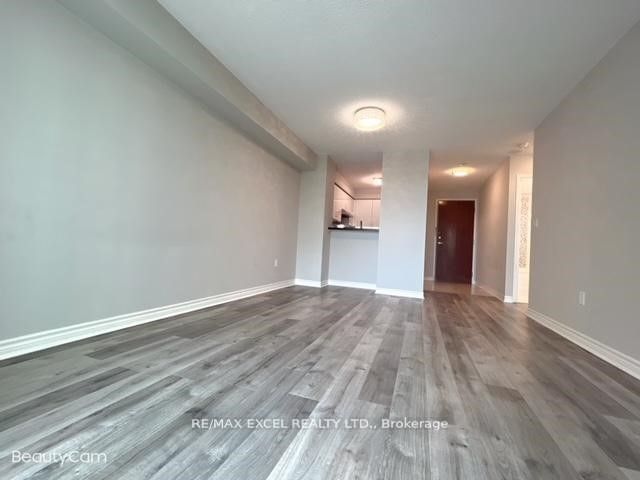 8 Pemberton Ave, unit 510 for rent