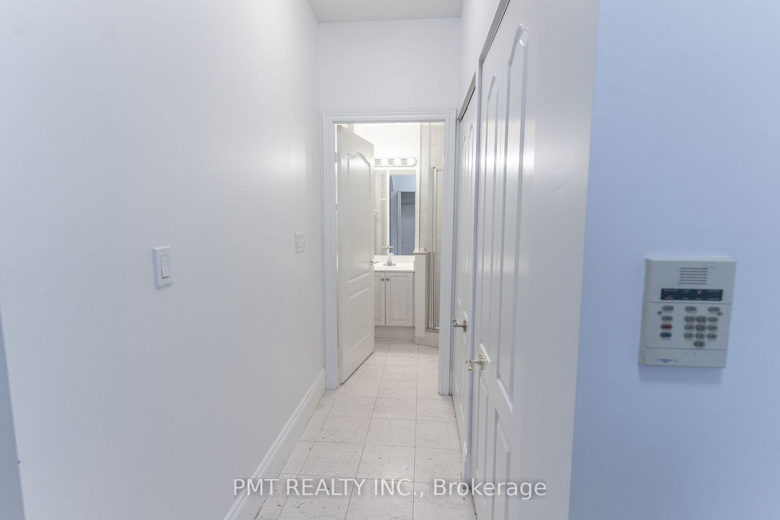 5418 Yonge St, unit PH16 for rent