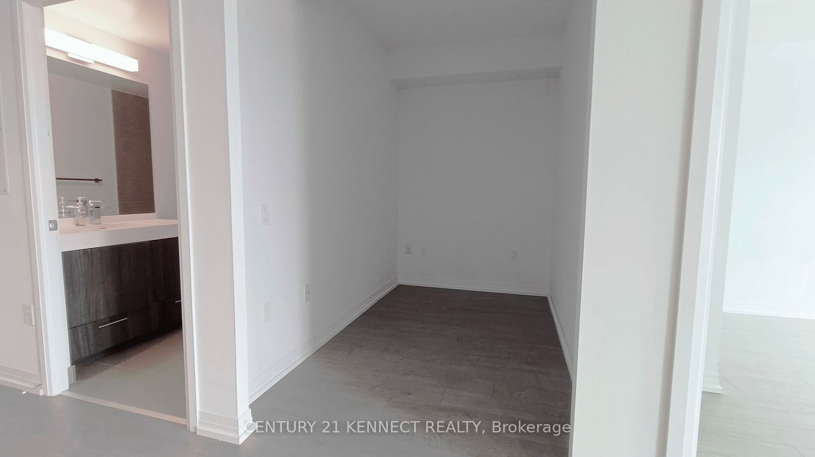 251 Jarvis St, unit 4812 for rent