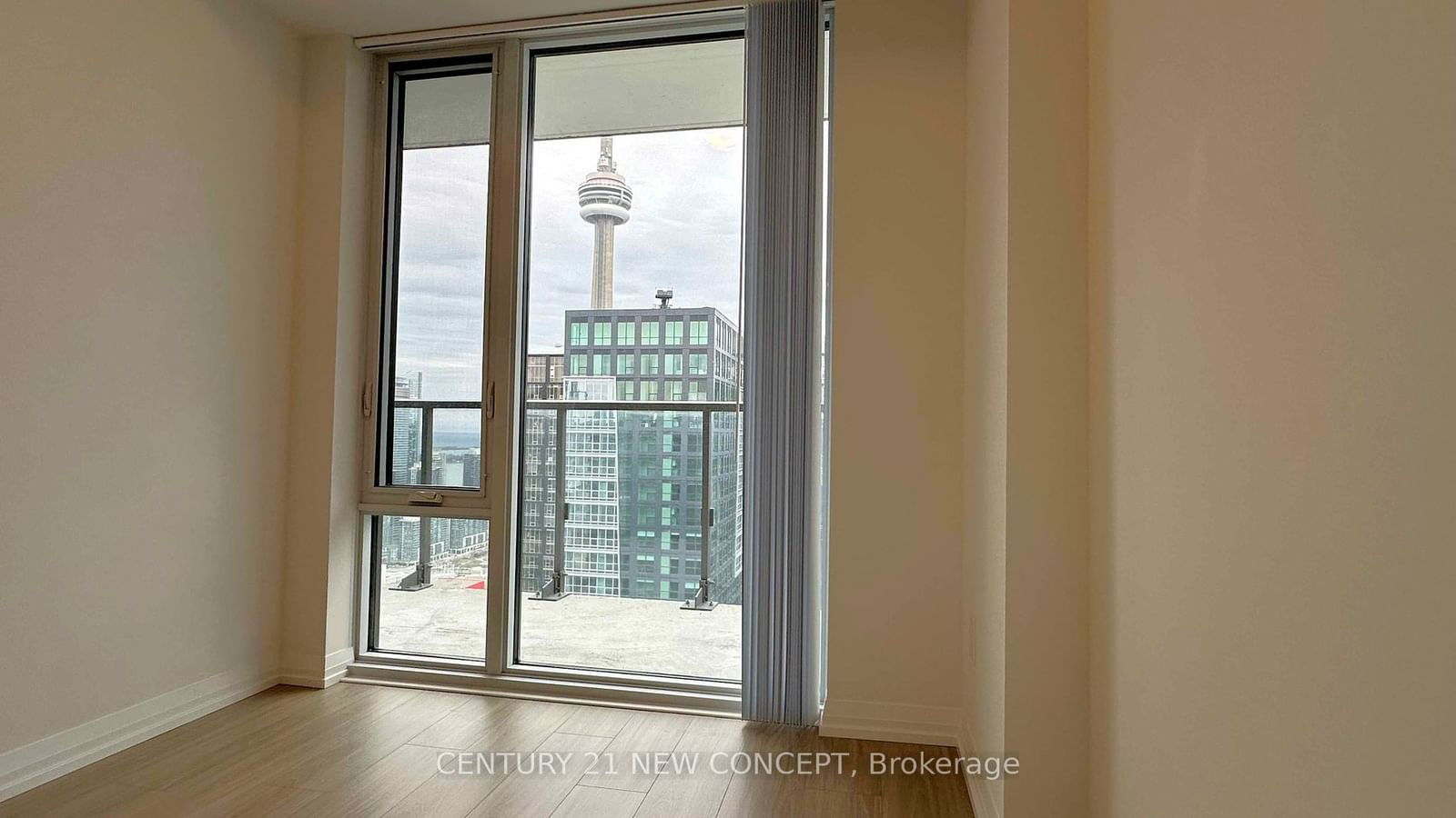 8 Widmer St, unit 5009 for sale