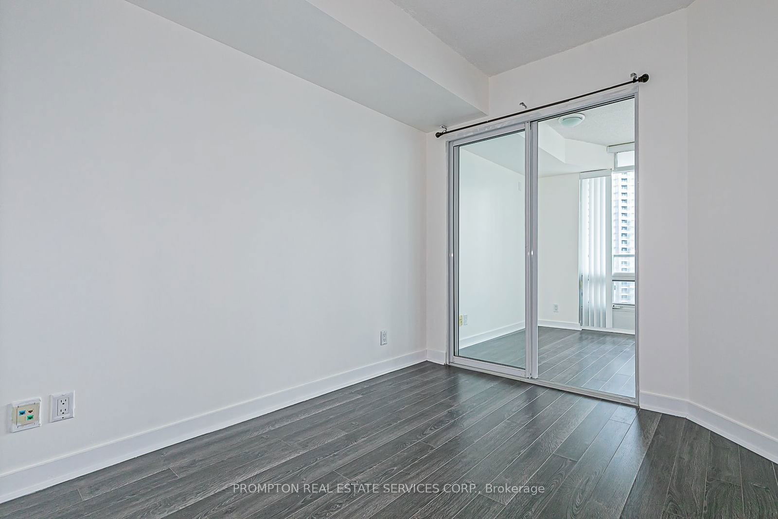 361 Front St, unit 2707 for rent