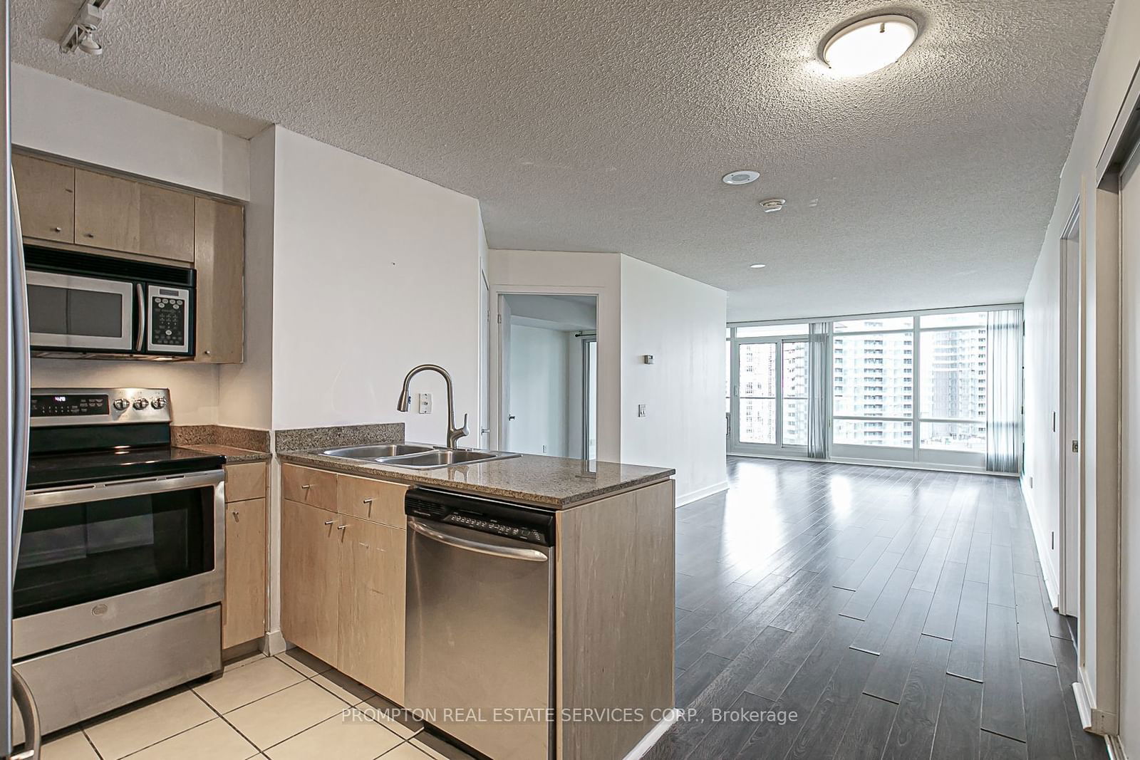 361 Front St, unit 2707 for rent