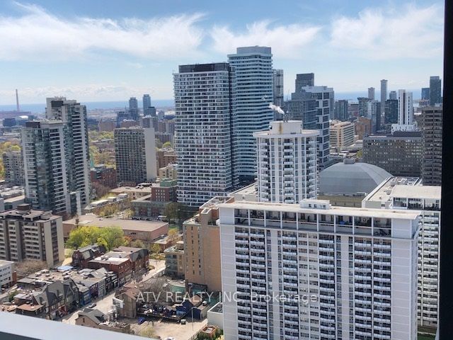 28 Wellesley St E, unit 3205 for sale