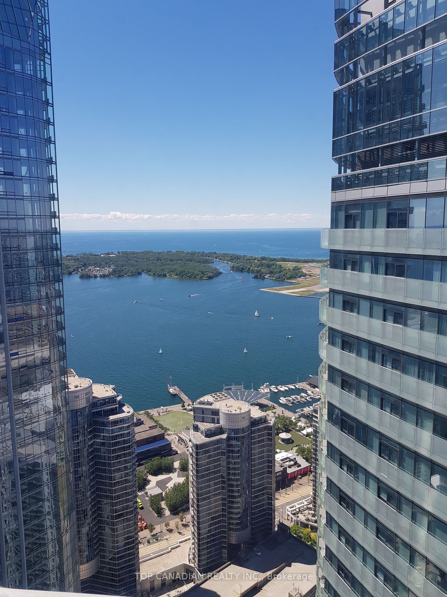 14 York St, unit 5705 for sale