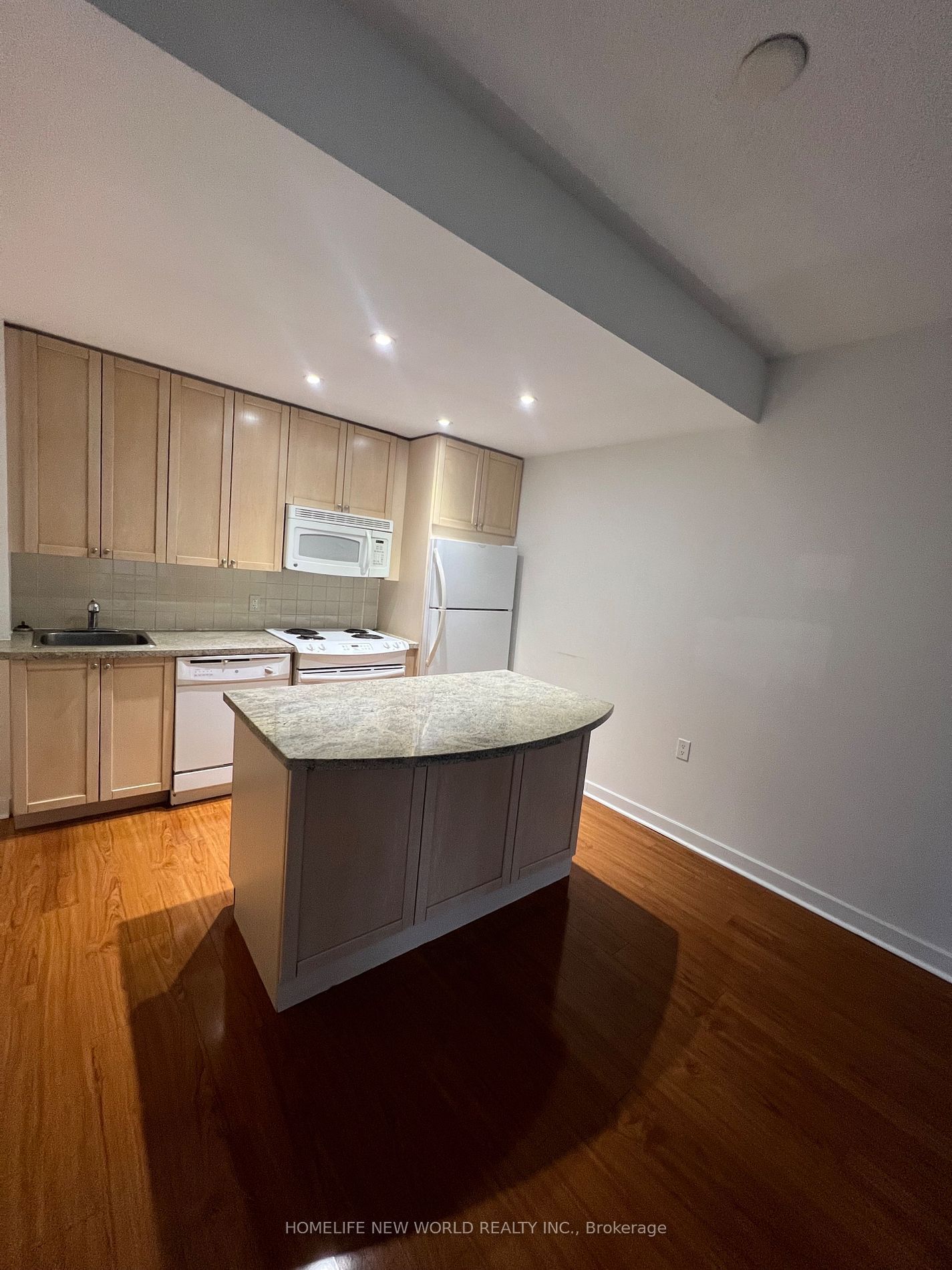 85 Bloor St W, unit 1909 for rent