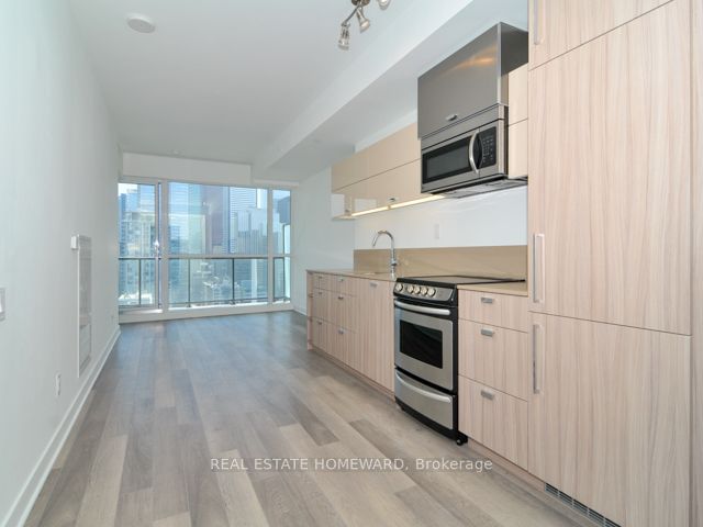 290 Adelaide St W, unit 2407 for rent