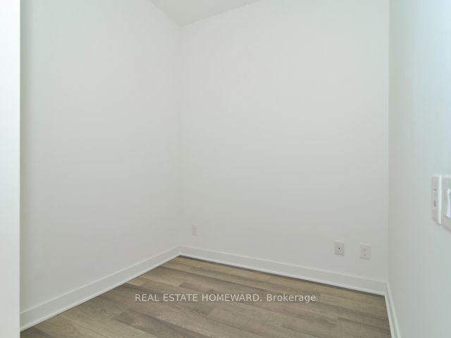 290 Adelaide St W, unit 2407 for rent