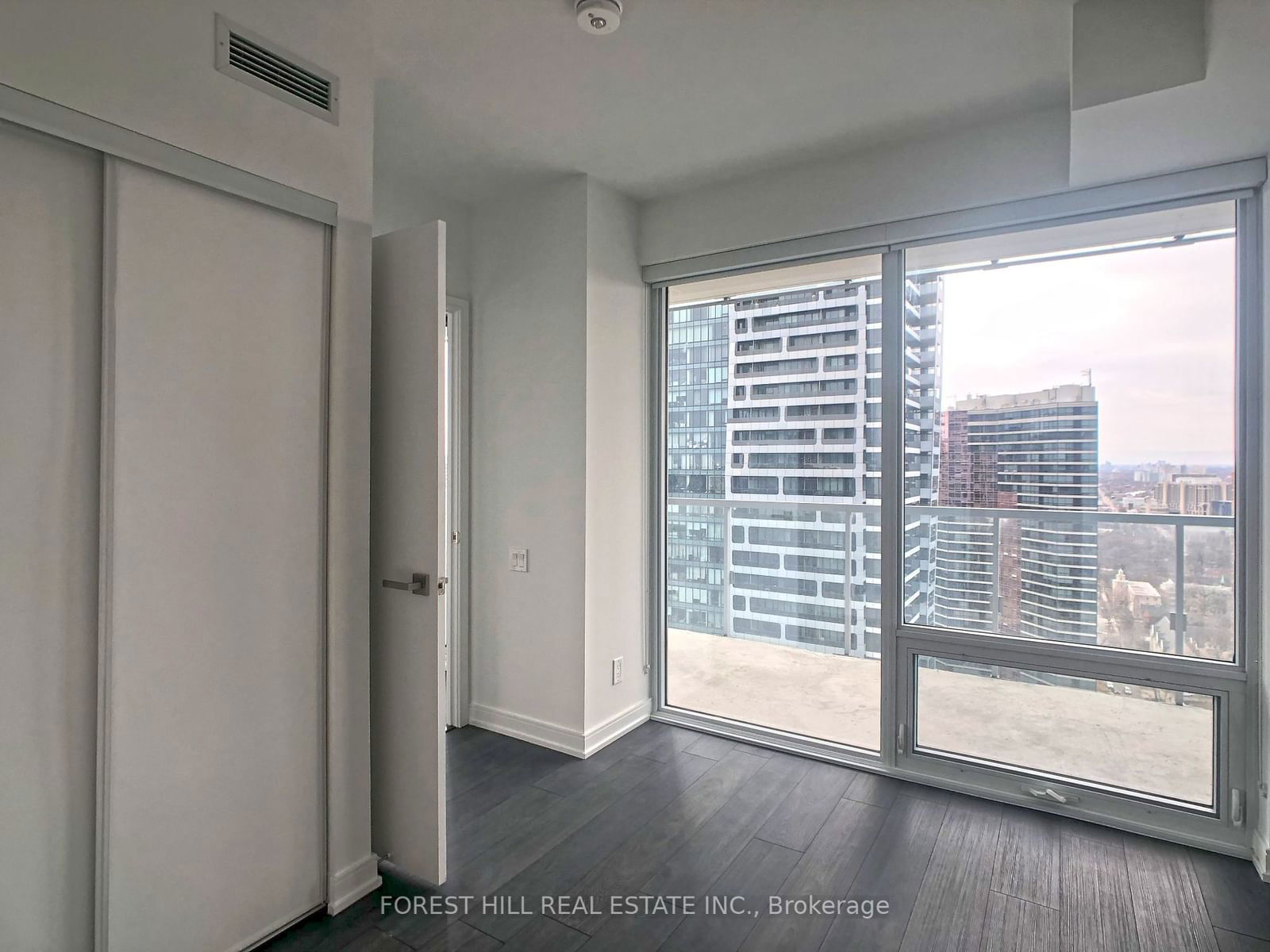 3 Gloucester St, unit 3109 for rent