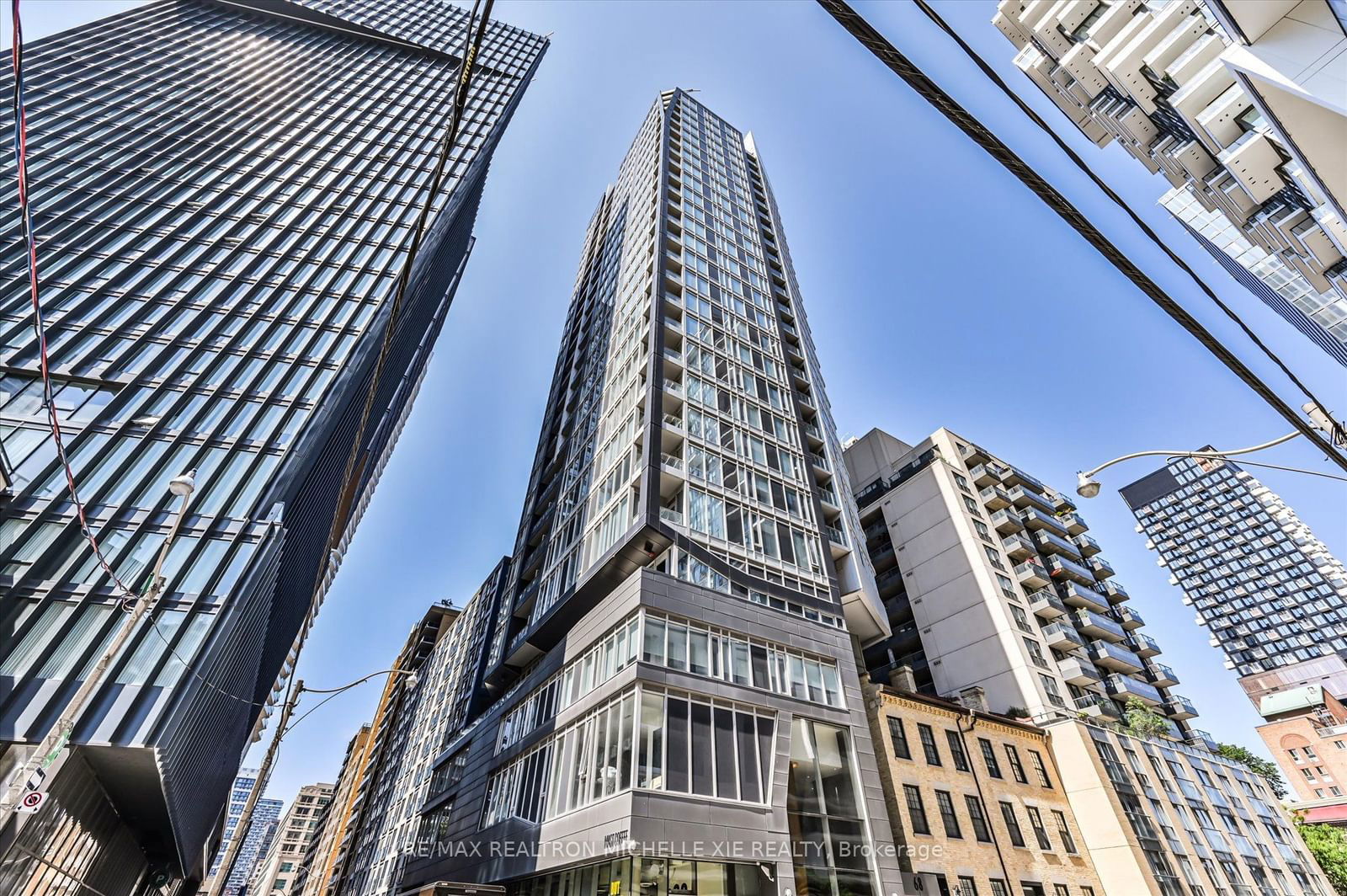 68 Shuter St, unit 2609 for sale