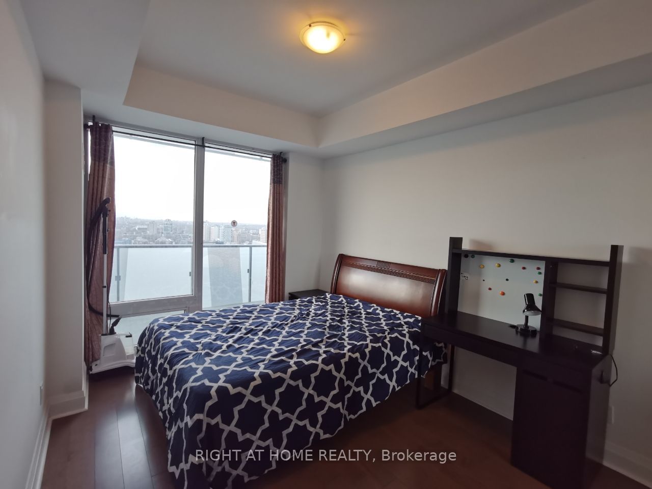 65 St. Mary St, unit 2105 for rent