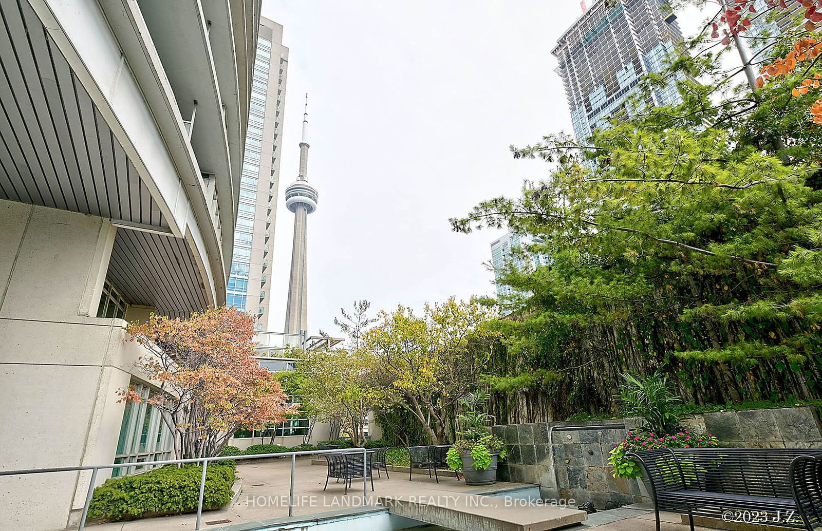 397 Front St W, unit PH03 for rent