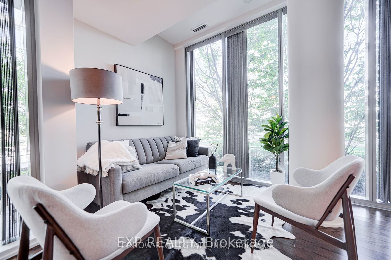 39 Queens Quay E, unit 101 for sale