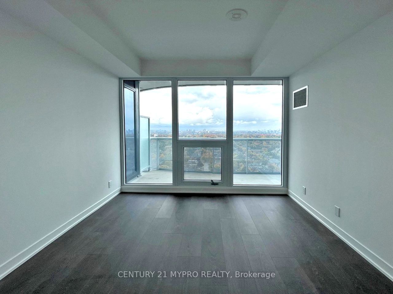 15 Holmes Ave, unit 2909 for rent