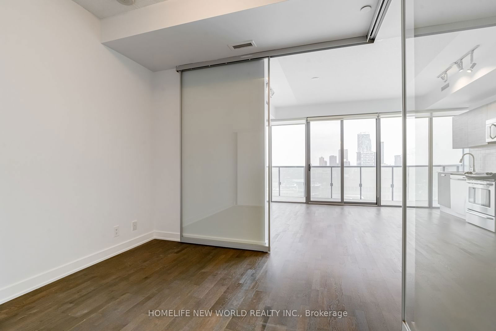 1815 Yonge St, unit 1805 for sale