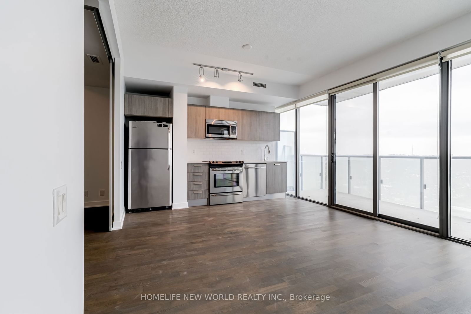 1815 Yonge St, unit 1805 for sale